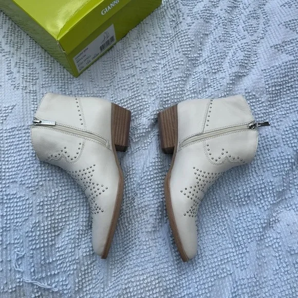 Gianni Bini Brycin Size 8 White Western Leather Studded Booties Boots - Picture 4 of 8